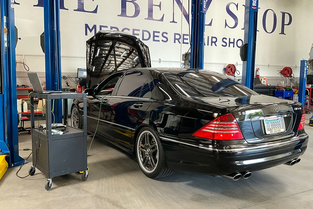 How to Handle a Mercedes Battery Swap or Charge in Glendale, Arizona